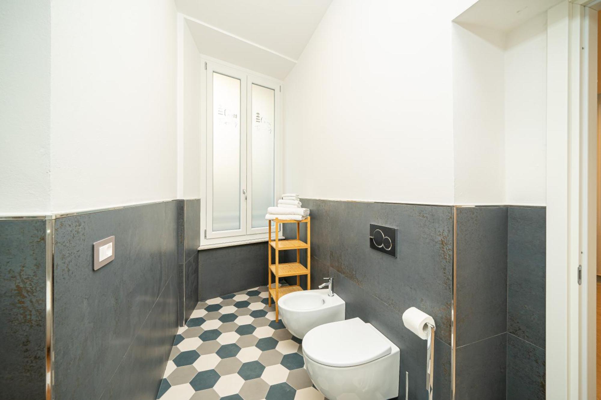 6Th Land - Rent Rooms Affittacamere لا سبيتسْيا المظهر الخارجي الصورة